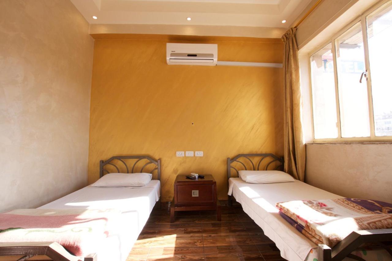 Erasmus Student House By Sunrise Hostel 安曼 外观 照片